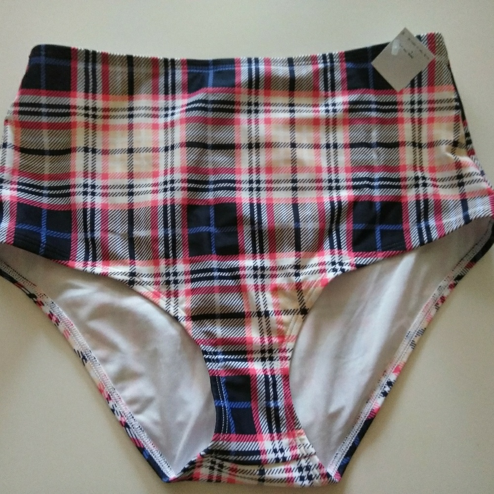 NWT Highwaist Swim Bottoms